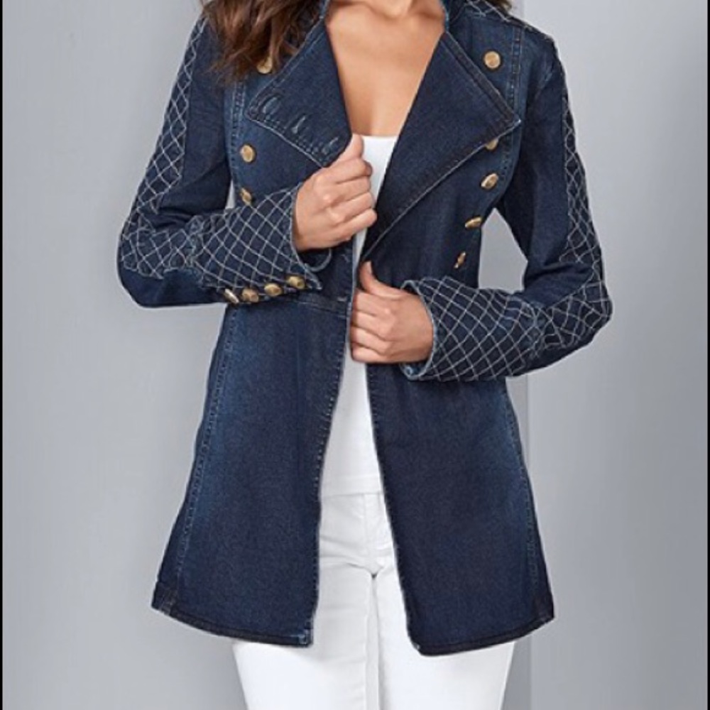 Detailed Jean jacket, new without tags